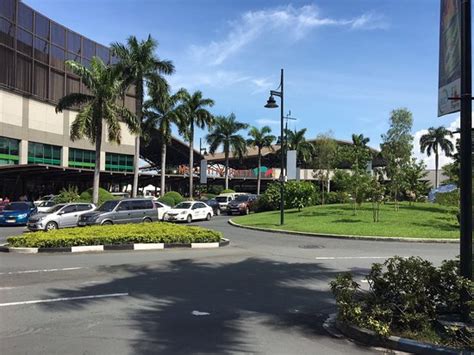 hotels near alabang town center